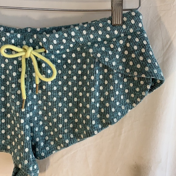 Soft Drawstring Short Shorts - Picture 3 of 5